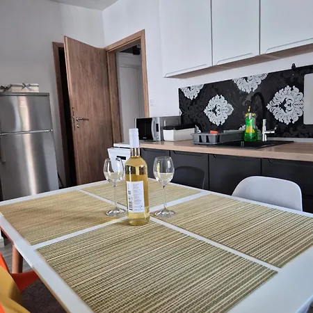 Apartment Monte Mare *